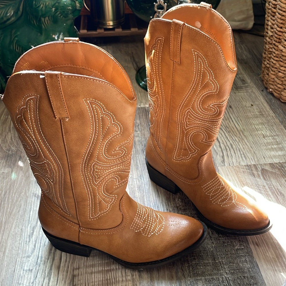 Coconuts - Tan Cowboy Boots